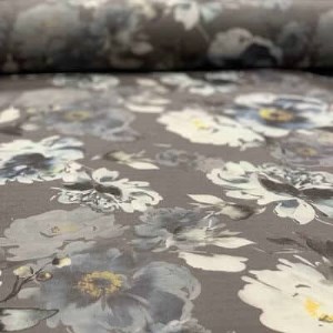 رومیزی سفره ای طرح رز طوسی